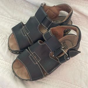 ✨Dr. Marten Fisherman Style Sandals✨